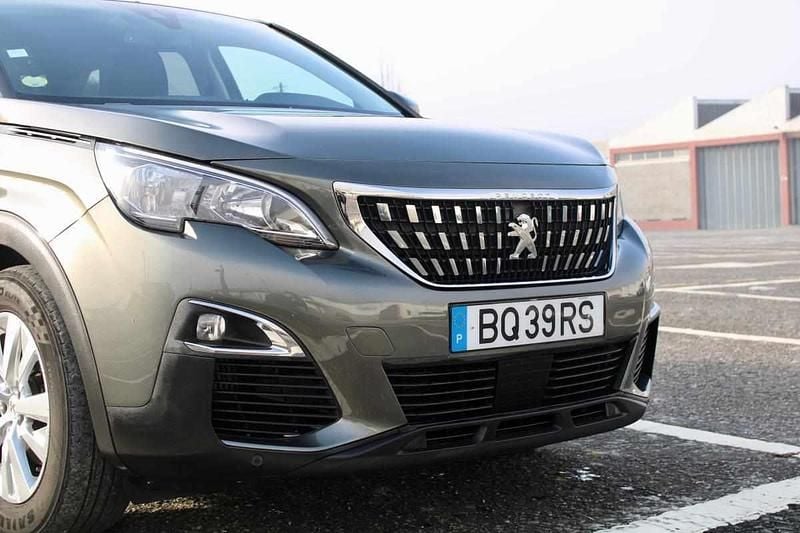 Usado Peugeot 3008 120 HP (88 kW) 2017 Verde SUV