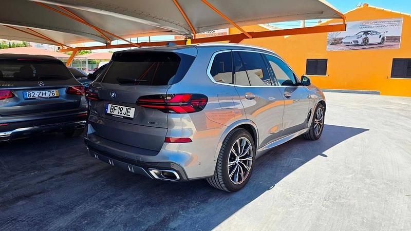 Cinza Usado 2023 BMW X5 SUV | € 84.950 (Bom preço) - Imagem 1/1