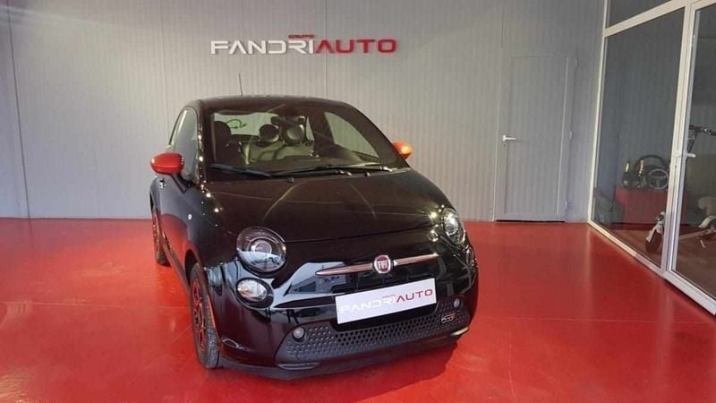 Preto Usado 2016 Fiat 500e Citadino | € 16.900 - Imagem 1/4