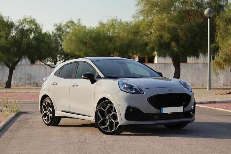 Cinzento Usado 2021 Ford Puma ST | € 25.900 - Imagem 1/4