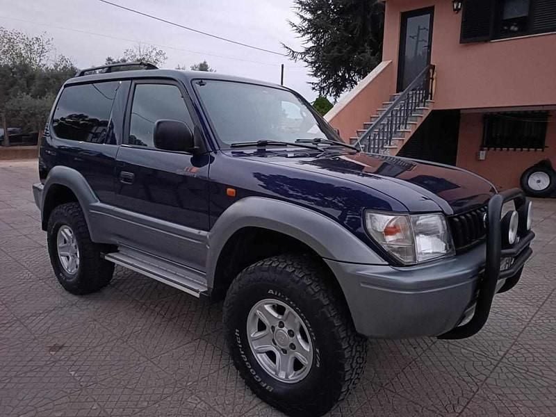 Usado Toyota Land Cruiser 131 HP (96 kW) 1998 Azul Citadino