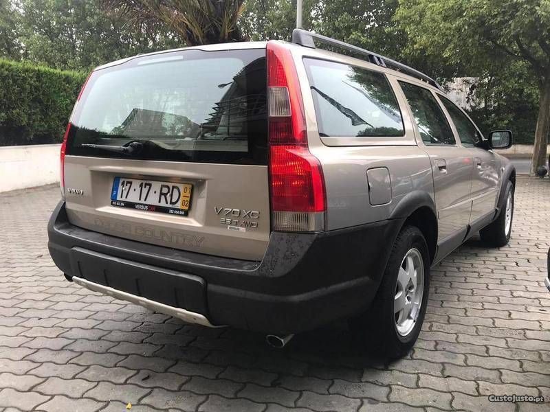 Volvo v70 cross country