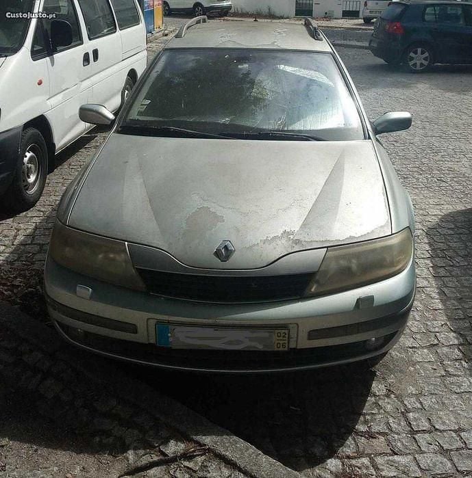 Usado 2002 Renault Laguna II Privilege Sedan | € 1.235 (Preço justo) - Imagem 1/4