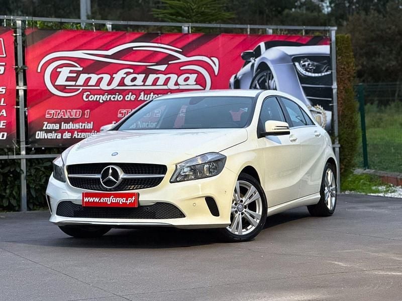 Branco Usado 2016 Mercedes A160 | € 16.950 (Preço justo) - Imagem 1/4