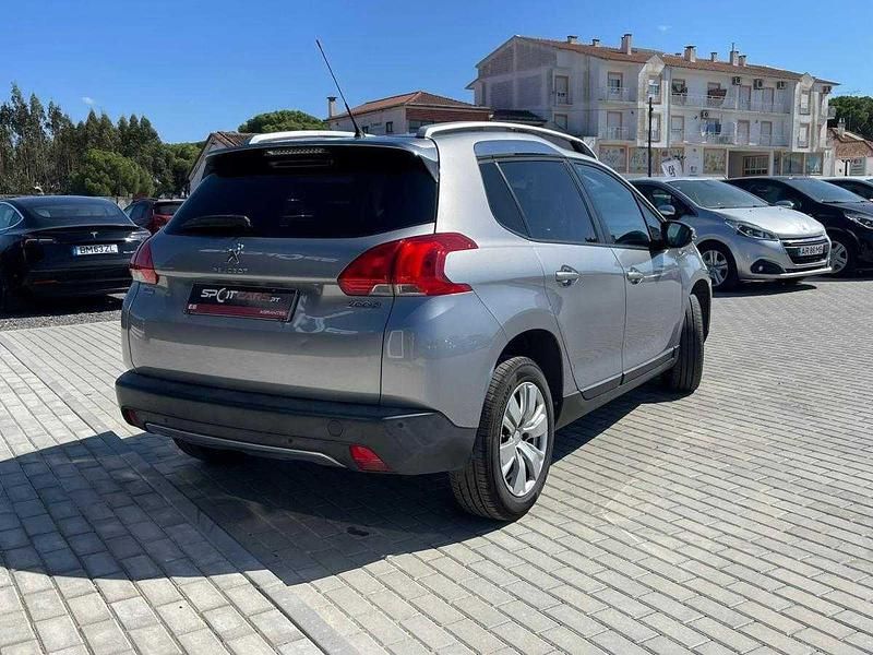 Usado Peugeot 2008 Access 82 HP (60 kW) 2016 Cinzento SUV