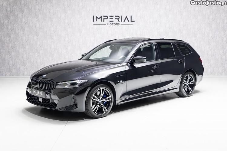 Preto Usado 2022 BMW 330e Carrinha | € 41.950 (Caro) - Imagem 1/1