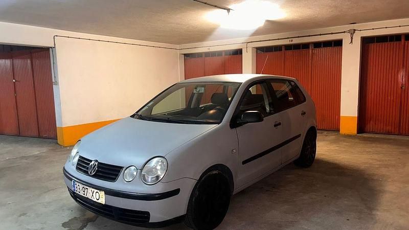 Usado 2004 VW Polo Sedan | € 1.800 (Preço justo) - Imagem 1/4