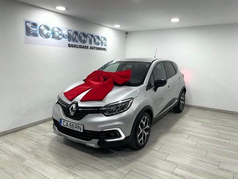 Cinza Usado 2019 Renault Captur SUV | € 16.900 (Preço justo) - Imagem 1/4