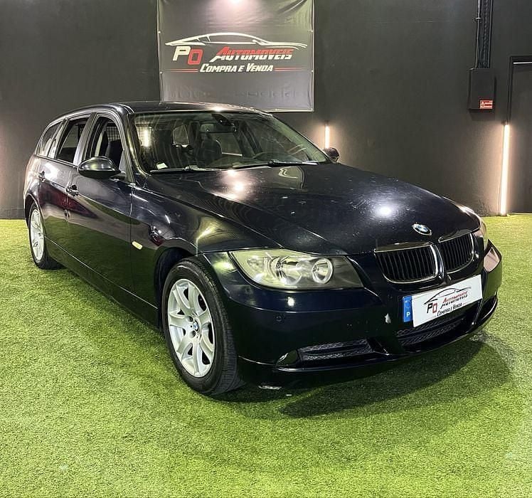 Usado 2005 BMW 320 Sport Line Sedan | € 5.750 (Bom preço) - Imagem 1/4