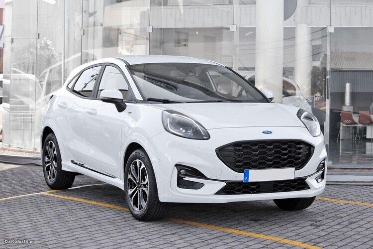Branco Usado 2024 Ford Puma ST-Line SUV | € 23.490 (Preço justo) - Imagem 1/1