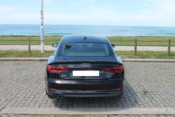 Preto Usado 2017 Audi A5 Sportback Citadino | € 26.500 - Imagem 1/4