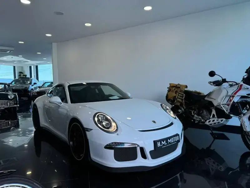 Branco Usado 2015 Porsche 911 GT3 Coupé | € 169.000 - Imagem 1/4
