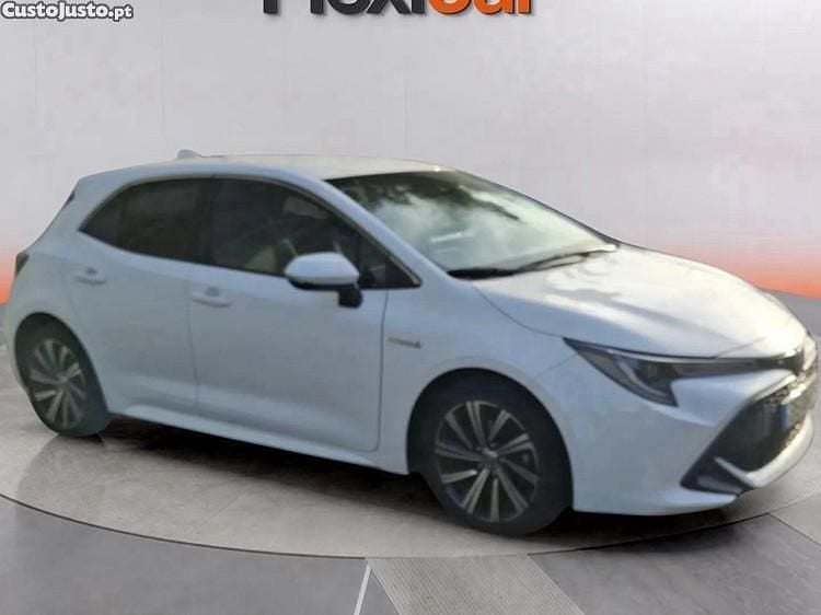 Branco Usado 2021 Toyota Corolla Comfort Sedan | € 21.390 (Preço justo) - Imagem 1/1