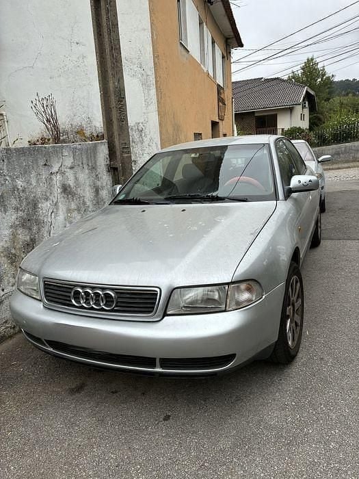Usado 1998 Audi A4 Sedan | € 1.700 - Imagem 1/3
