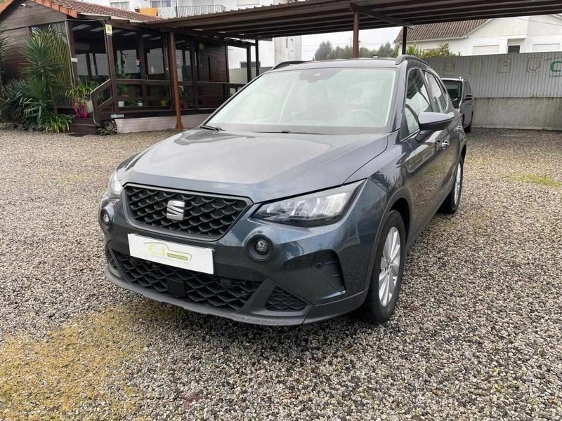 Cinzento Usado 2021 Seat Arona SUV | € 16.900 (Preço justo) - Imagem 1/4