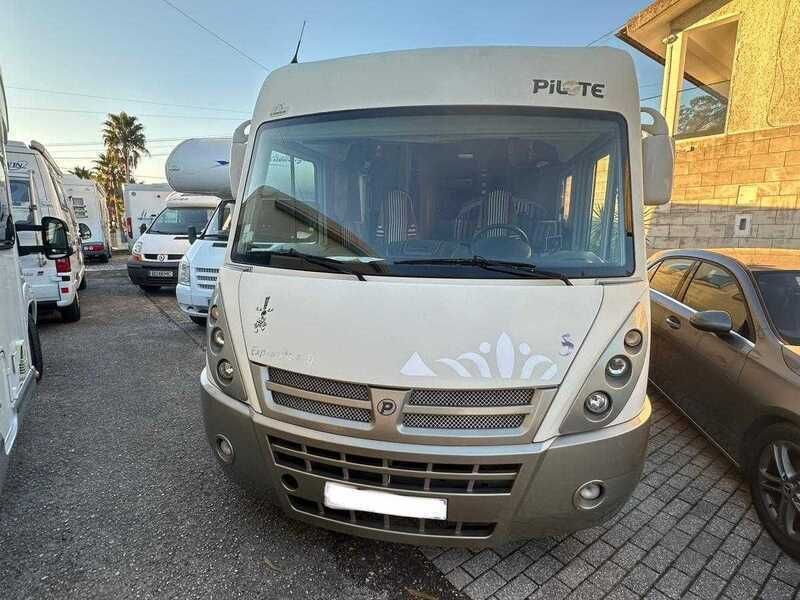 Branco Usado 2007 Fiat Ducato Van | € 41.900 - Imagem 1/4
