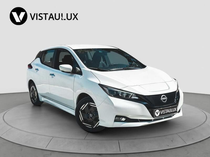 Branco Novo 2025 Nissan Leaf Acenta Citadino | € 23.990 (Preço justo) - Imagem 1/4