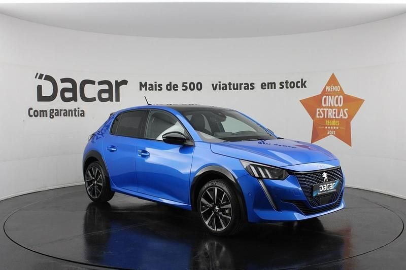 Usado Peugeot e-208 GT 100 kW (136 HP) 2021 Azul Citadino