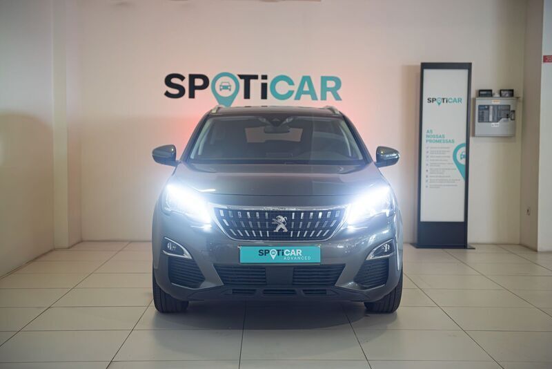 Antracite Usado 2022 Peugeot 2008 Active SUV | € 19.900 (Preço justo) - Imagem 1/4