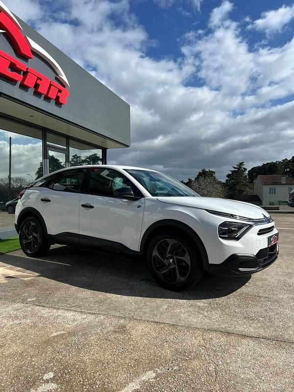 Usado Citroën e-C4 100 kW (136 HP) 2024 Branco