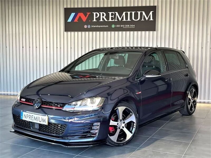 Azul Usado 2015 VW Golf VII GTI Citadino | € 27.990 - Imagem 1/4