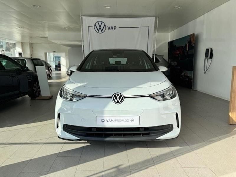 Branco Usado 2023 VW ID.5 Pro Performance SUV | € 34.500 - Imagem 1/4