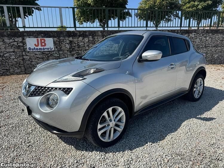 Cinza Usado 2016 Nissan Juke Tekna SUV | € 14.350 (Preço justo) - Imagem 1/1