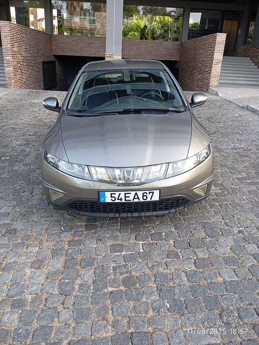 Usado 2007 Honda Civic Sedan | € 3.500 (Super Preço) - Imagem 1/4