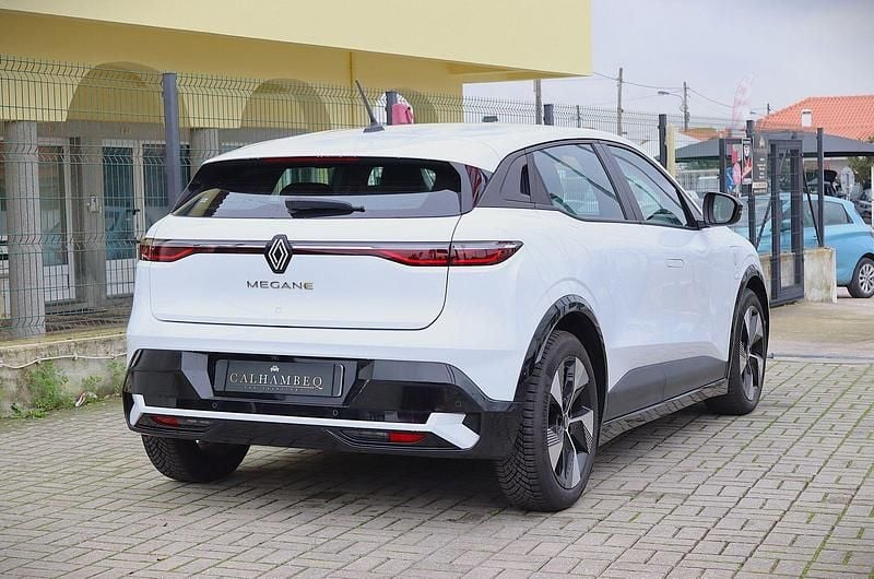 Usado Renault Mégane IV Equilibre 160 kW (218 HP) 2023 Branco