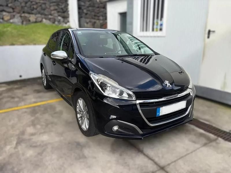Preto Usado 2017 Peugeot 208 Allure Citadino | € 11.490 (Caro) - Imagem 1/1
