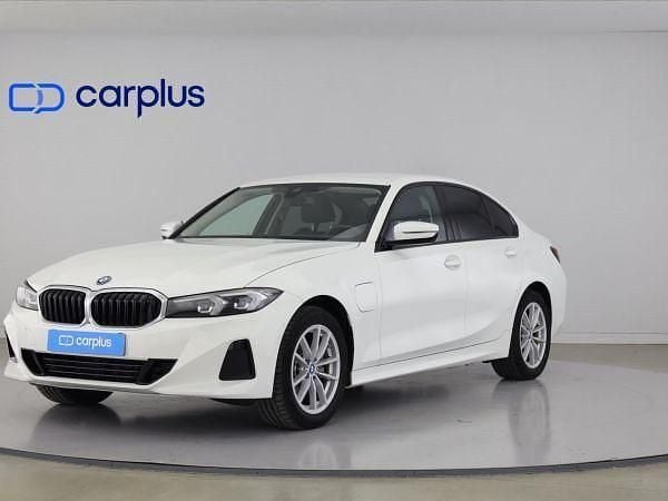 Usado BMW 320e 204 HP (150 kW) 2024 Branco Sedan