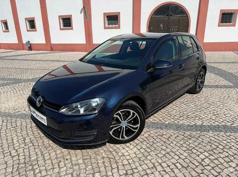 Azul Usado 2015 VW Golf VII Trendline Citadino | € 14.500 (Preço justo) - Imagem 1/4