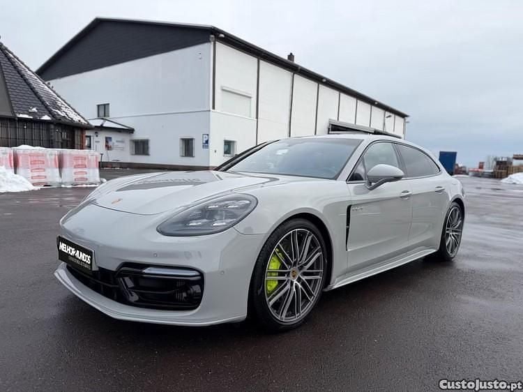 Usado Porsche Panamera Sport Turismo 330 HP (242 kW) 2019 Cinza Carrinha