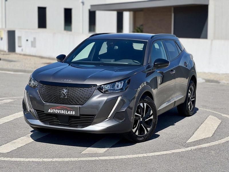 Cinzento Usado 2023 Peugeot 2008 Allure SUV | € 21.500 (Preço justo) - Imagem 1/4