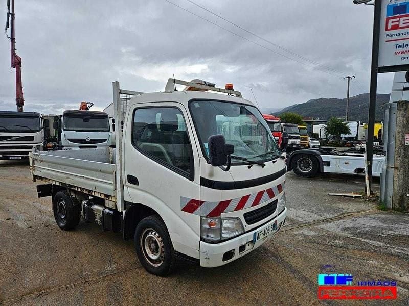 Branco Usado 2007 Toyota Dyna Pickup | € 13.500 - Imagem 1/4