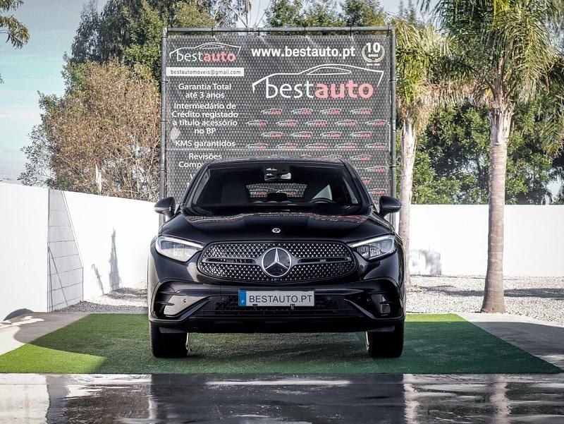 Usado Mercedes GLC300 AMG line 333 HP (244 kW) 2024 Preto Coupé
