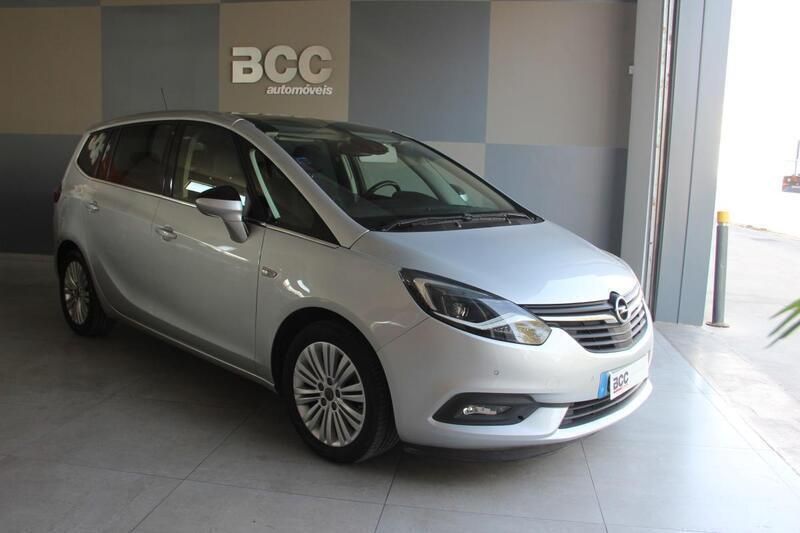 Cinzento Usado 2018 Opel Zafira Monovolume | € 17.990 (Preço elevado) - Imagem 1/4