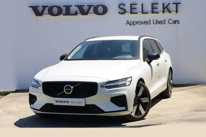 Branco Usado 2024 Volvo V60 Plus Carrinha | € 46.300 (Preço justo) - Imagem 1/3