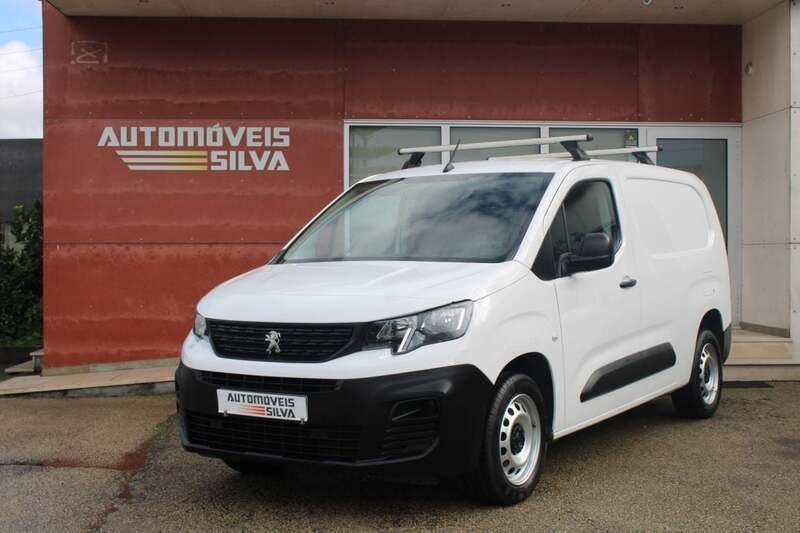 Branco Usado 2021 Peugeot Partner Monovolume | € 15.990 (Preço justo) - Imagem 1/4