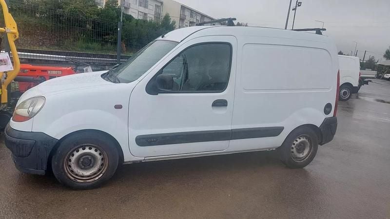 Branco Usado 2005 Renault Kangoo Monovolume | € 3.250 - Imagem 1/4