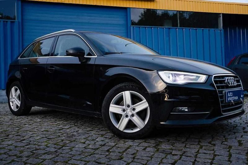 Usado Audi A3 110 HP (80 kW) 2015 Preto