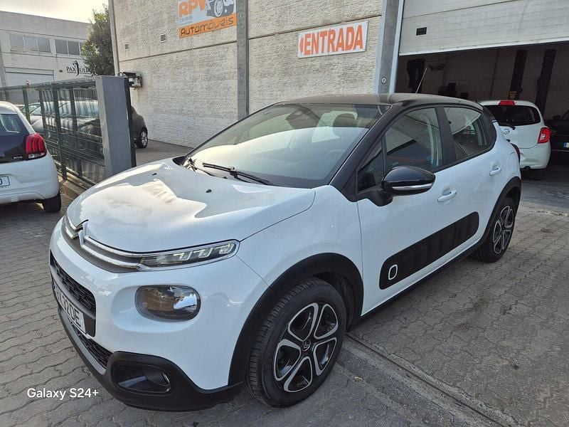 Branco Usado 2020 Citroën C3 PureTech Citadino | € 11.990 (Super Preço) - Imagem 1/4