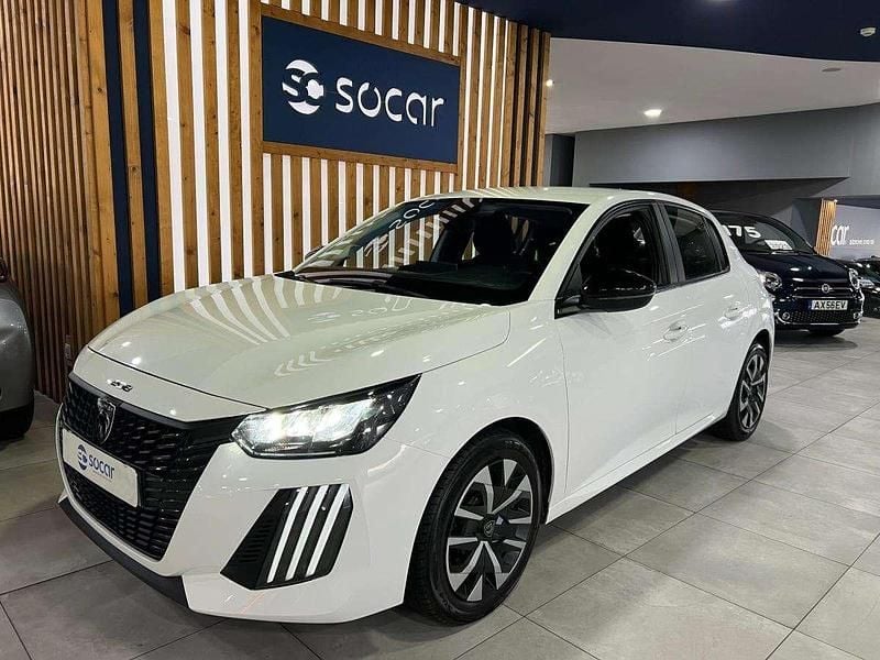 Branco Usado 2024 Peugeot 208 Active Citadino | € 15.499 (Bom preço) - Imagem 1/4