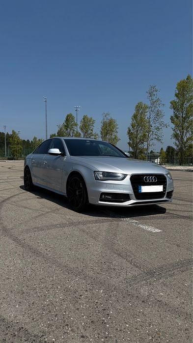 Usado 2013 Audi A4 S-Line Sedan | € 21.000 - Imagem 1/4