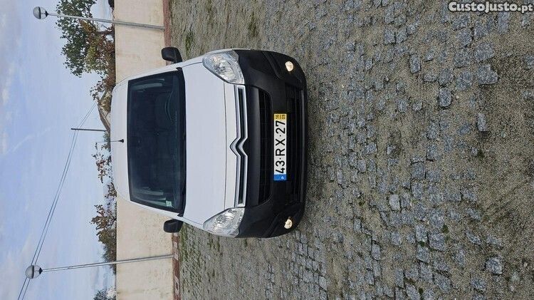 Branco Usado 2016 Citroën Berlingo Monovolume | € 10.999 (Preço justo) - Imagem 1/1