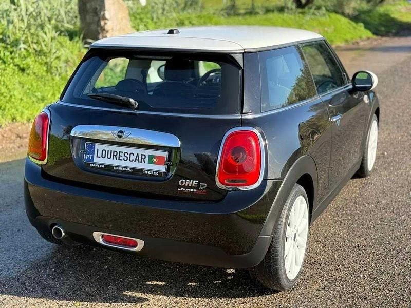Usado Mini One D 95 HP (69 kW) 2017 Preto Citadino