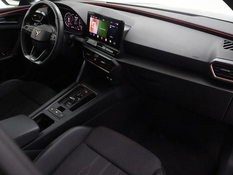 Usado Cupra Leon 150 HP (110 kW) 2024 Preto