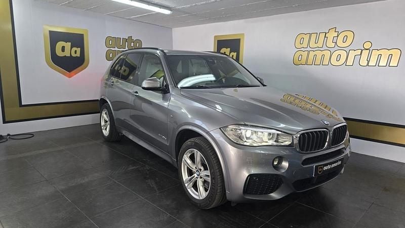 Cinza Usado 2017 BMW X5 Comfort Edition SUV | € 36.750 (Caro) - Imagem 1/4