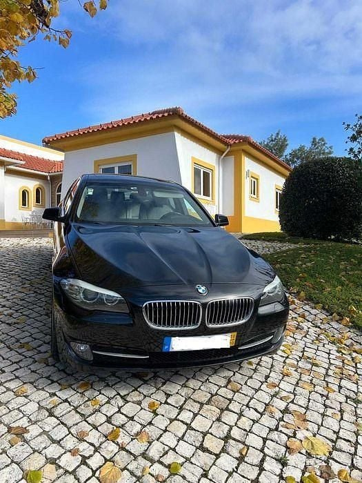 Usado 2010 BMW 525 Sedan | € 12.900 - Imagem 1/4