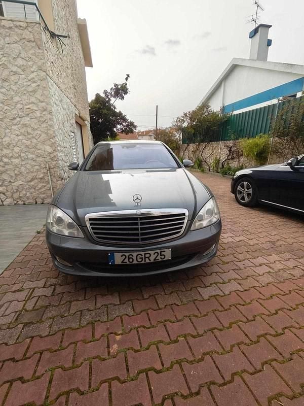 Usado Mercedes S320 235 HP (172 kW) 2008 Cinzento Sedan